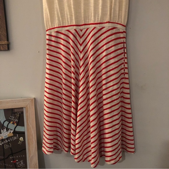Comme Toi Cream and Red Striped Sleeveless Dress - Size Small - Picture 7 of 10